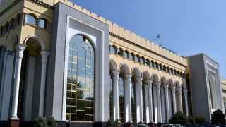 Қозоғистонда қуллиқда ушлаб турилган фуқаро ҳақида тарқалган хабар юзасидан ахборот берилди