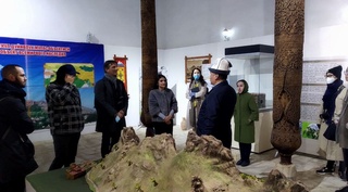 Қирғизистонлик ҳамкасблар Хивада