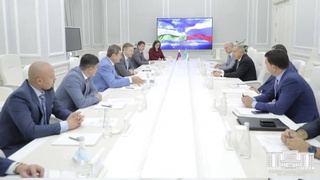 Ҷахонгир Ортиқхӯҷаев ҳайати Тотористонро ба ҳузур пазируфт