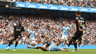 «Манчестер Сити» без Хусанова безвольно проиграл «Тоттенхэму»