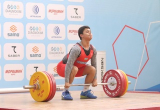 Юные тяжелоатлеты Узбекистана начали чемпионат мира с трех медалей