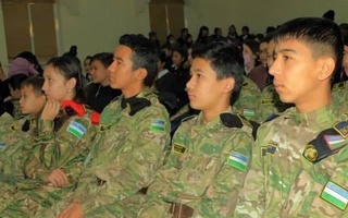 Организовано детско-юношеское военно-патриотическое движение «Ватан таянчи»