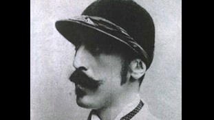 Наездник Фрэнк Хейз из США выиграл скачку уже мертвецом