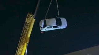 Самарқандда "Nexia-3" ертўлага тушиб кетди