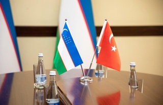 Түркиямен баламалы көлік дәліздерін дамытуға келісілді