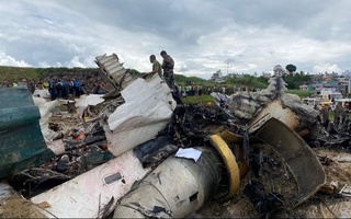 Непал: авиаҳалокат оқибатида 18 киши ҳаётдан кўз юмди