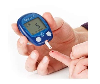 Республика ихтисослаштирилган эндокринология илмий-амалий тиббиёт марказига глюкометр етказиб берилди