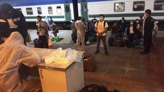 Юртдошларимиз махсус поездларда қайтиб келди