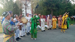 Шырақшылықтар туралы деректі фильм түсірілуде