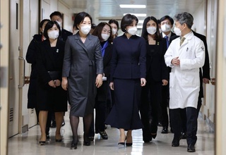 Первые леди Узбекистана и Южной Кореи посетили Национальный реабилитационный центр в Сеуле