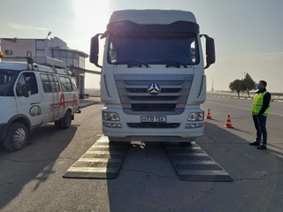 Автомобиль ортиқча юк билан ҳаракатланса нима бўлади?