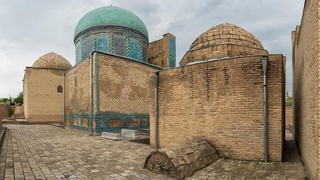 "Шоди мулк” мақбараси ва “Кусам ибн Аббос” зиёратхонасидаги ёриқлар ўрганилмоқда