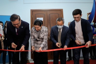 Нуфузли компания “Талабалар пресс-клуби” очилишига ёрдам берди