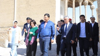 Глава представительства ЮНЕСКО в Узбекистане осмотрела объекты культурного наследия в Бухаре