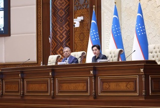 Обсуждено исполнение программ социально-экономического развития территорий Сурхандарьинской и Хорезмской областей