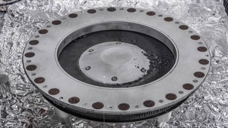 NASA Бенну астероидидан олинган тупроқ намуналарининг суратларини эълон қилди