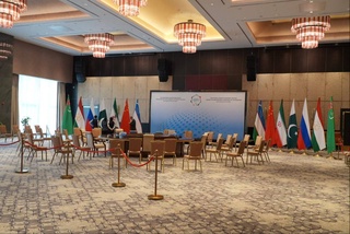 Консолидация усилий стран - соседей Афганистана может сыграть решающую роль в установлении прочного мира в этой стране