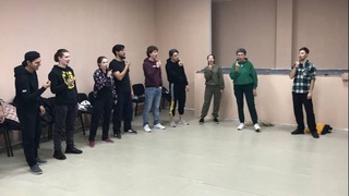 Московский педагог проводит мастер-классы для актеров Русского драмтеатра Узбекистана