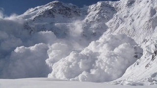 Италияда кўчки оқибатида уч нафар чанғичи ҳалок бўлди