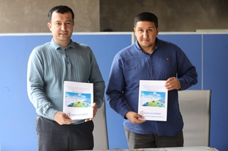 Тошкентлик фуқаро ўз уйига қуёш панеллари ўрнатиб давлатга электр энергияси сотишни йўлга қўйди