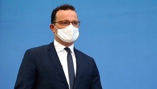 Германия соғлиқни сақлаш вазири вирус юқтирди