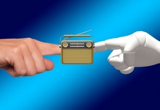 Radioefirlar ham sunʼiy intellektning qoʻliga topshirildi