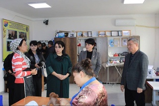 Как работают системные механизмы профессионального обучения и трудоустройства женщин