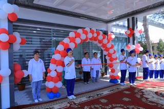 Тўрақўрғонда янги ва замонавий туғруқ комплекси очилди