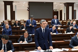 Karmana tumani rahbarlarning barchasi ishdan olinishi belgilandi