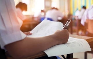 Oʻqishni koʻchirish uchun ariza bergan talabalar OTMning masʼullariga uchrashishi mumkin — Oliy taʼlim vazirligi