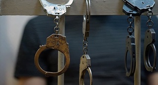 Мажбуриятни унутган оталарга маъмурий қамоқ жазоси белгиланди