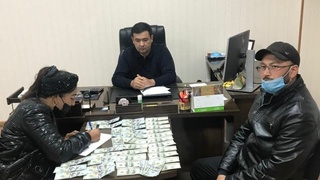 Masʼuliyat va majburiyatni his etgan uchqoʻrgʻonlik ota farzandlari alimenti uchun 4300 dollar berdi