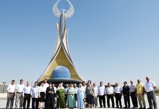 Нуронийлар “Янги Ўзбекистон” боғида