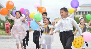 Bolajonlik va bolaparvarlik orasidagi farq nimada?