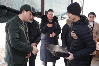 Parkent tuman prokurori tashabbusi bilan 20 ta oilaga bayram sovgʻalari berildi