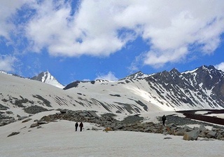 Зарафшон дарё ҳавзасидаги музликлар ҳар йили 1.3 квадрат километгача қисқармоқда