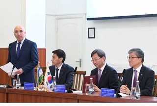 Жанубий Корея университети президентига Тошкент тиббиёт академиясининг "Фахрий профессор" унвони берилди