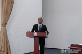 Hibsga olingan Sharof Rashidov tumani hokimi nomidan pul ajratishga oid qarolar imzolangani aniqlandi