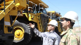 АО «Узбекуголь» обновляет парк горной техники