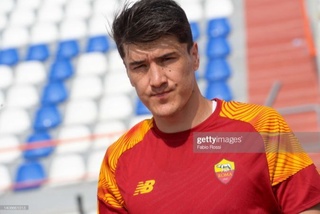 Элдор Шомуродов фаолиятини Англияда давом эттириши мумкин, бироқ...