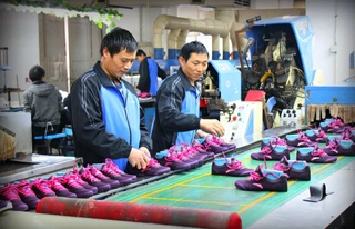 Қытайдың аяқ киім брендтері Өзбекстанда өз компанияларын ашады