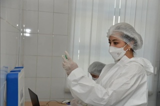 Қанша мектептің  мұғалімі  екпе алды?