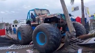 Noticias Caracol: Kolumbiyada Monster Truck olomonni bosib ketdi, oqibatida uch kishi halok bo‘ldi