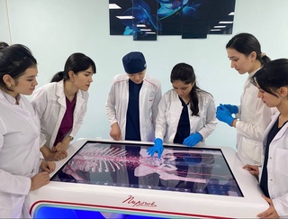 В поисках новых методов совершенствования знаний врачей