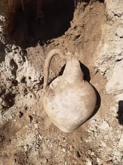 Юқоричирчиқ туманидан топилган кўза IX-XII асрларда тегишли эканлиги тахмин қилинмоқда