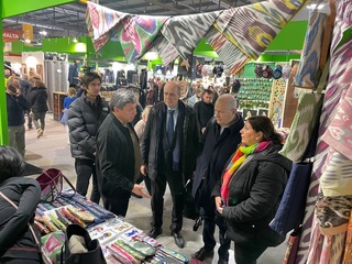 Oʻzbekiston hunarmandlari Italiyada tashkil etilgan koʻrgazmada ishtirok etmoqda