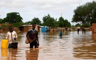 ОАВ: Нигерда 50 нафардан ортиқ киши сув тошқини қурбонига айланди