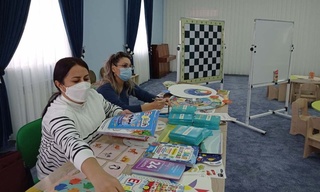 Дидактик материаллар ва ўқув методик қўлланмалари тарқатилди