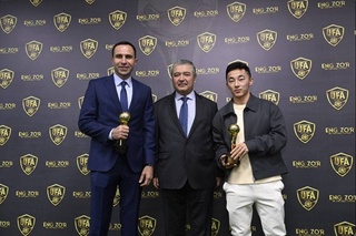 Аббосбек Файзуллаев признан лучшим футболистом 2024 года в Узбекистане