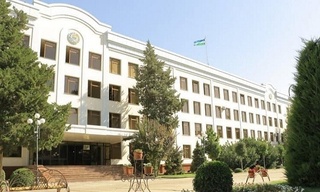 Samarqand: hokimliklarning hujjatlarida qonun buzilish holatlari aniqlandi